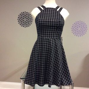 ❤️ 💰⬇️NWT! Classic summer Dress